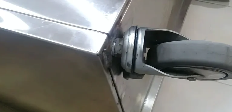 증평군 배식카트 용접 시공 사진 2