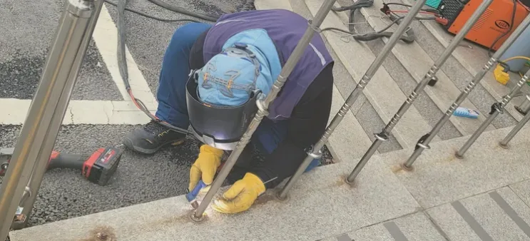 음성읍 장애인 난간용접 시공 사진 2