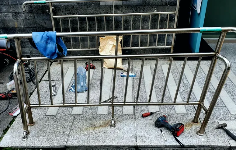 논산시 장애인 난간용접 시공 사진 2