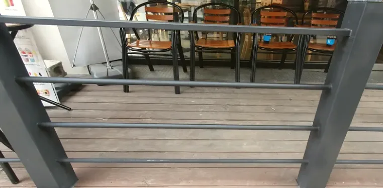 오산시 카페테라스 난간용접 시공 사진 1