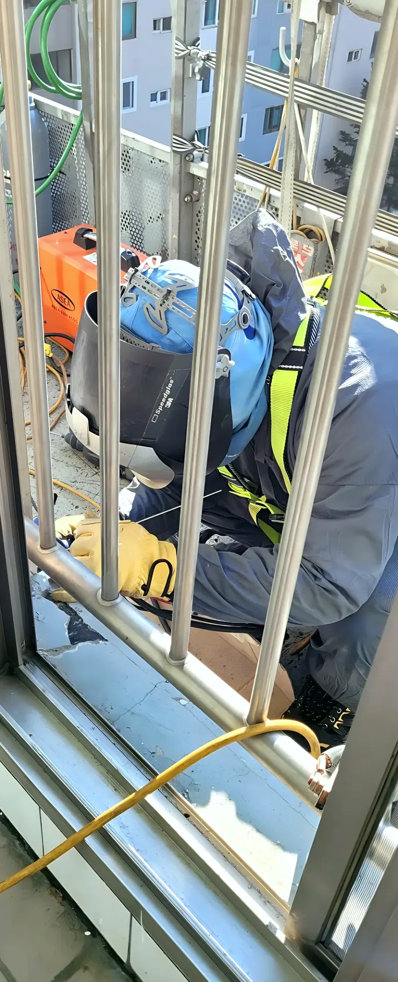 음암면 베란다 난간용접 시공 사진 1